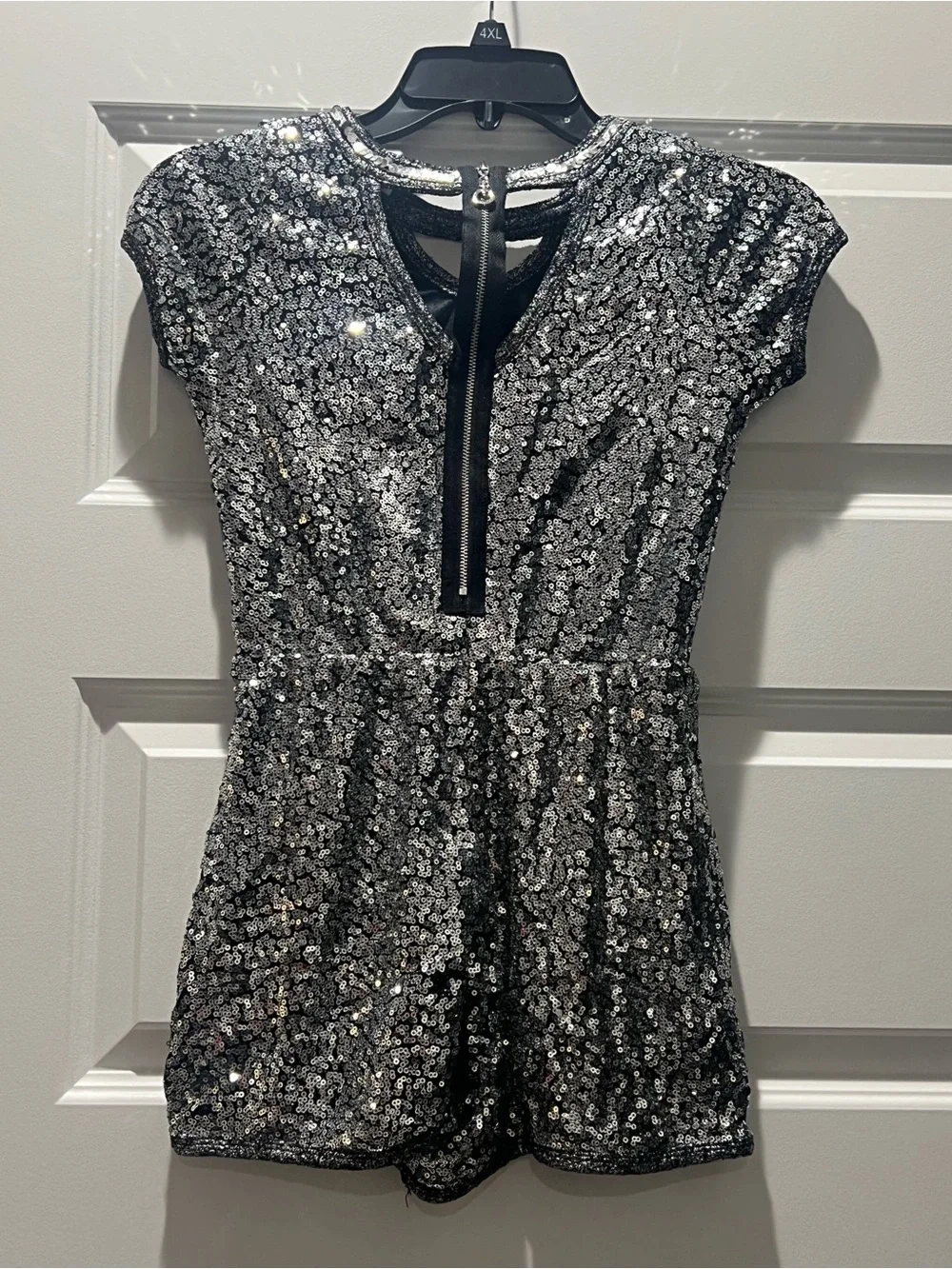 Sara Sara shimmering metallic